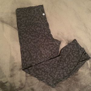 Lululemon align 25” leggings- black cheetah